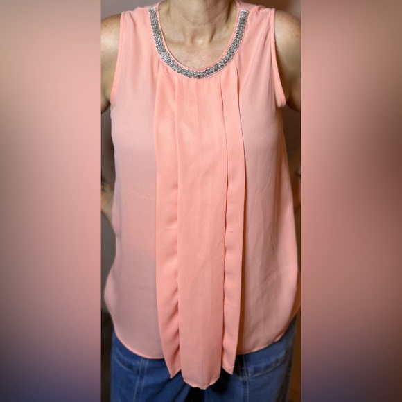 Papaya light Pink Top with Metallic beaded Accent - Picture 13 of 14